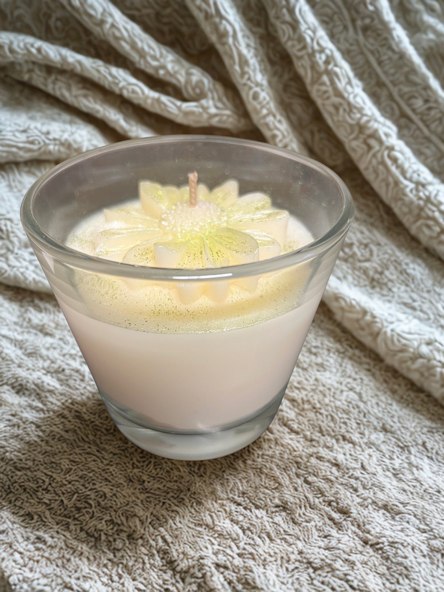 Cachemire et Soie +/-175g de cire