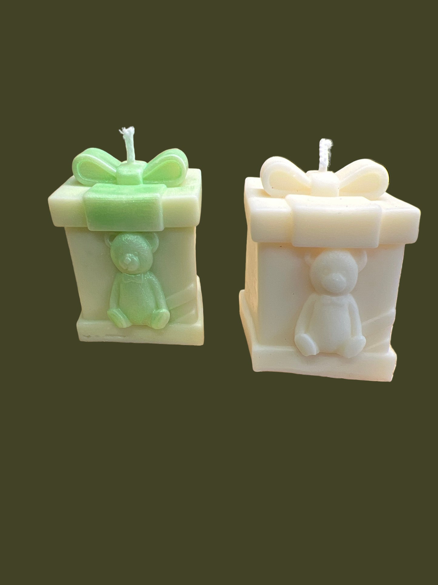 Vert- Fleur de Coton Blanc- Pain d’épices +/-70g de cire